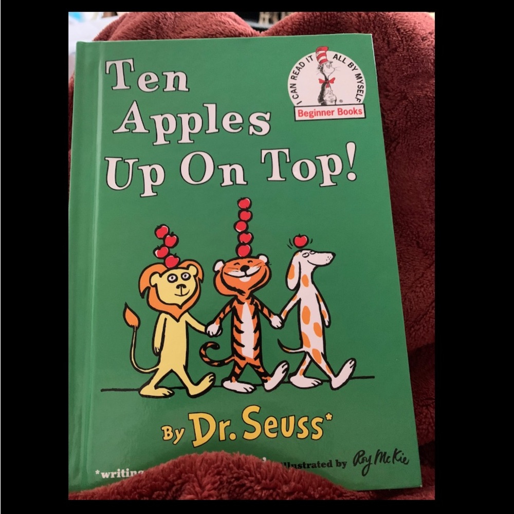 “DR SEUSS” Ten Apples On Top !!   SPECIALTY ORIGINAL EDITION!          NWOT